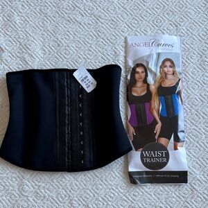 NWT Angel Curves Black Waist Trainer Sz XS